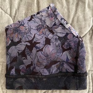 Flow Y Lululemon Sports Bra